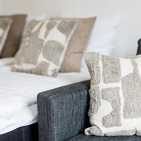 Bellarova Evakkotie *